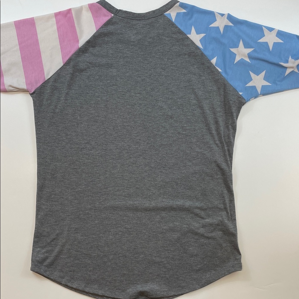 LuLaRoe Randy Baseball Tee Stars & Stripes Patriotic Top Sz M - Picture 5 of 5
